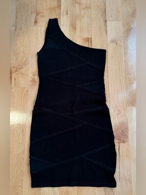 Bebe Black One-Shoulder Bodycon Bandage Dress (medium)